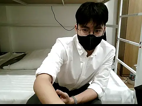 Gwencloudy online show from 01-06-26, 05:38