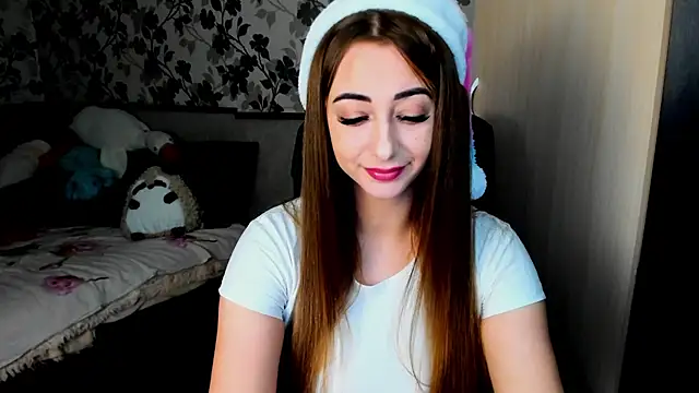 Snapshot of weakness4u chatting on 12-28-24, 02:33 weakness4u online show from 12-28-24, 02:33