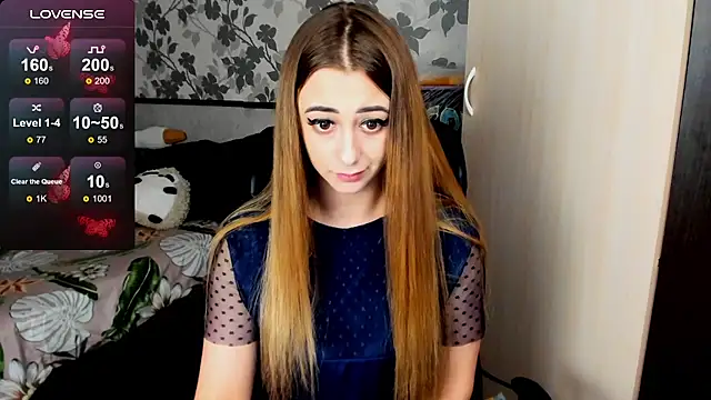 Snapshot of weakness4u chatting on 03-12-25, 03:24 weakness4u online show from 03-12-25, 03:24