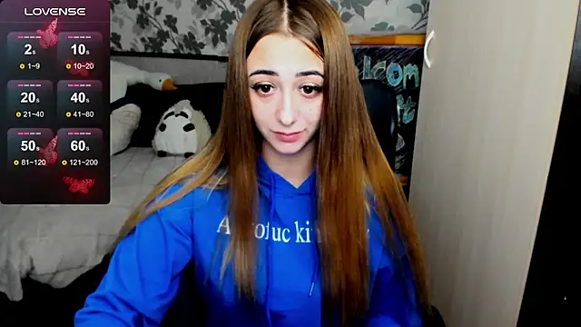 Snapshot of weakness4u chatting on 10-29-25, 04:59 weakness4u online show from 10-29-25, 04:59