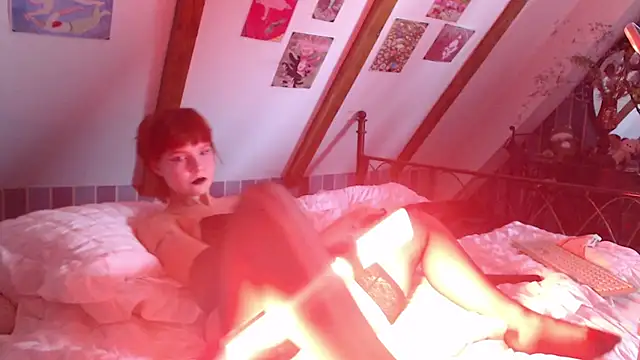 RubyLynxx online show from 04-29-26, 01:59