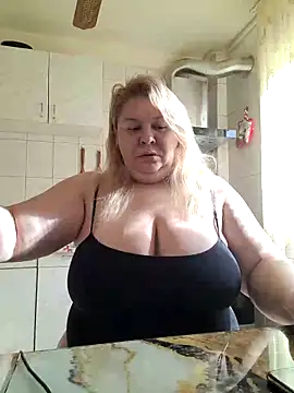 AriannaMilf online show from 11-17-25, 09:59