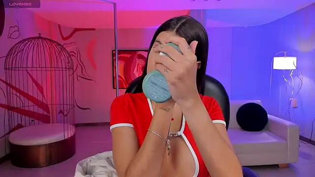 AlessiaCorleone  online show from 11-20-25, 08:19