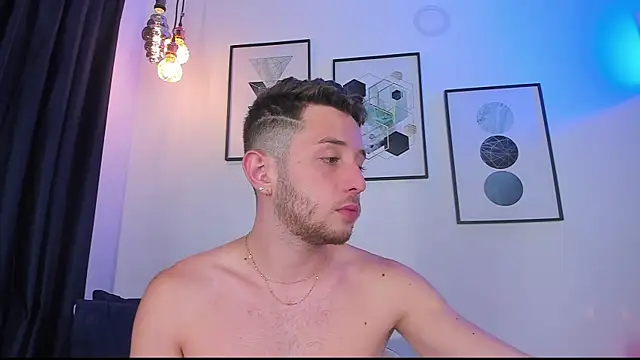 Snapshot of Juan_Castano chatting on 01-03-25, 09:57 Juan Castano online show from 01-03-25, 09:57