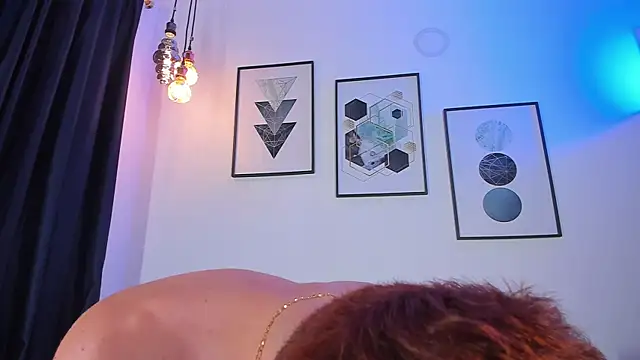 Snapshot of Juan_Castano chatting on 01-23-25, 11:15 Juan Castano online show from 01-23-25, 11:15