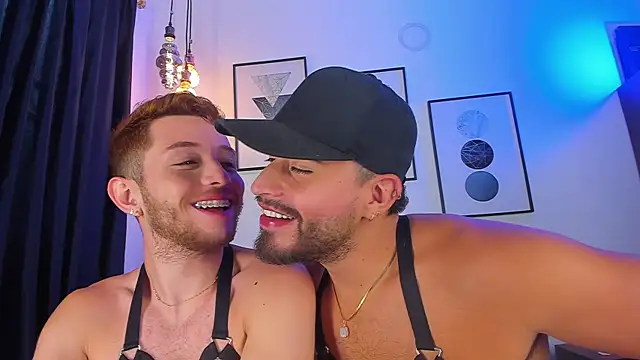 Snapshot of Juan_Castano chatting on 02-06-25, 04:36 Juan Castano online show from 02-06-25, 04:36