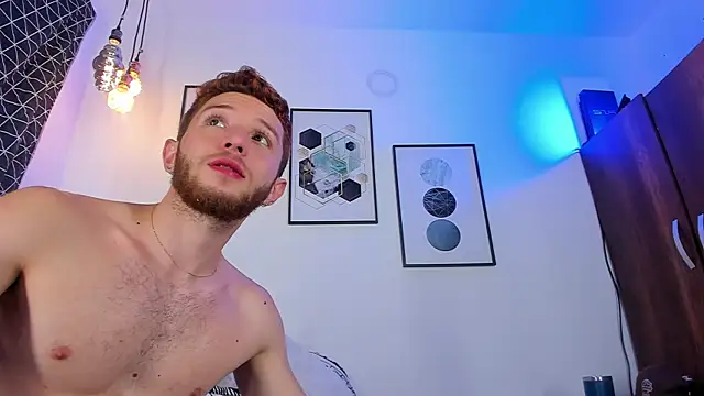 Snapshot of Juan_Castano chatting on 03-09-25, 11:03 Juan Castano online show from 03-09-25, 11:03