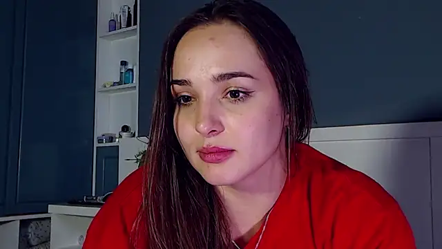 Snapshot of MeIisaLove chatting on 12-06-24, 04:03 MeIisaLove online show from 12-06-24, 04:03