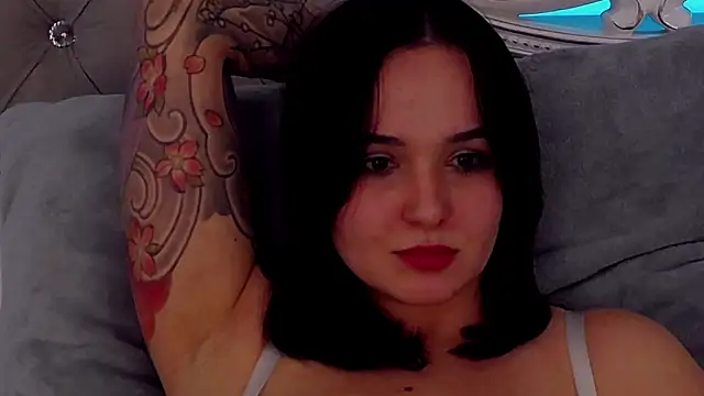 MeIisaLove online show from 03-08-26, 02:04