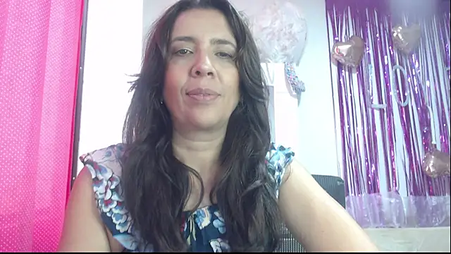 Victoria meester online show from 02-23-25, 03:29