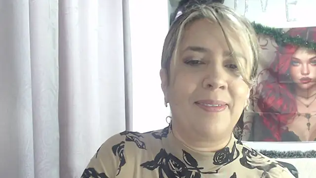 Victoria meester online show from 01-07-26, 03:03