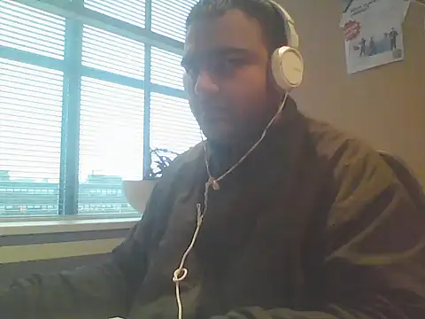 JohnBond009 online show from 01-23-25, 03:22