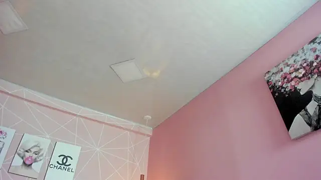 dolly zoe online show from 10-27-25, 04:05