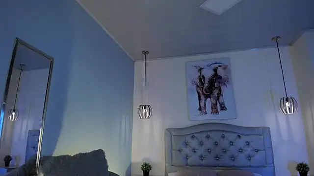 Snapshot of ayshel__ chatting on 10-28-25, 08:44 ayshel online show from 10-28-25, 08:44