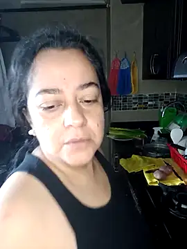 lucia vonne  online show from 11-04-25, 07:13