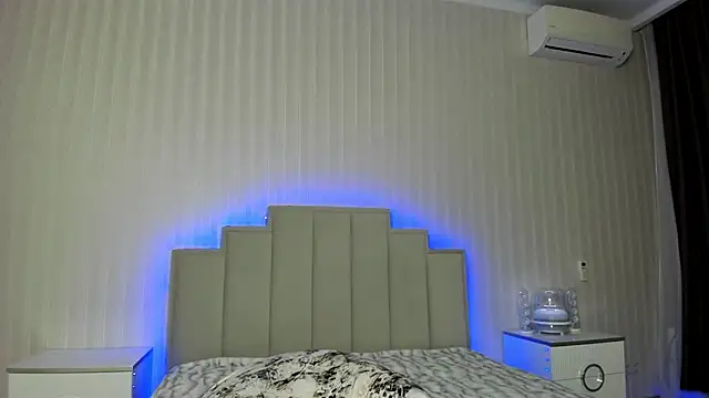 Snapshot of ooksiiii chatting on 02-05-25, 12:31 ooksiiii online show from 02-05-25, 12:31