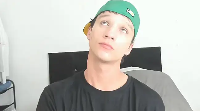 Snapshot of angelcortes chatting on 12-03-24, 11:35 angelcortes online show from 12-03-24, 11:35