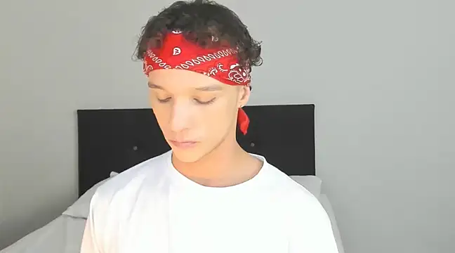 Snapshot of angelcortes chatting on 03-03-25, 09:37 angelcortes online show from 03-03-25, 09:37