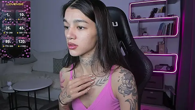 vinkitinkii online show from 12-31-24, 06:48