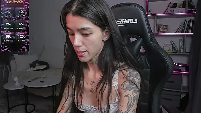 vinkitinkii online show from 02-02-25, 10:13