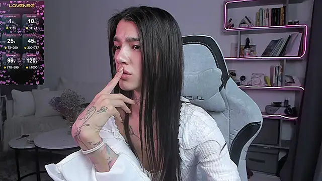 vinkitinkii online show from 03-17-25, 09:12