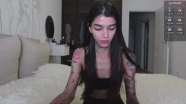 vinkitinkii online show from 11-13-25, 03:49