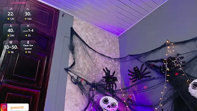 Snapshot of _Gretta chatting on 10-25-25, 08:03 Gretta online show from 10-25-25, 08:03