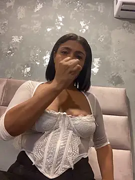 Snapshot of _Gretta chatting on 11-15-25, 06:59 Gretta online show from 11-15-25, 06:59