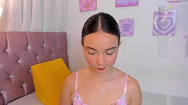 Snapshot of kate_sweet01 chatting on 10-16-25, 01:28 kate sweet01 online show from 10-16-25, 01:28