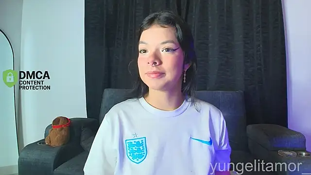 yungelitamor  online show from 11-26-25, 05:08