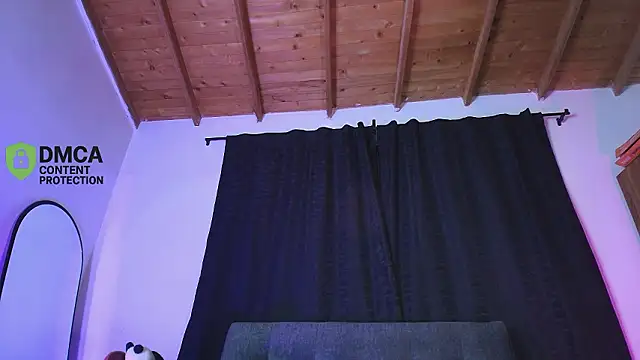 yungelitamor  online show from 02-11-26, 04:50