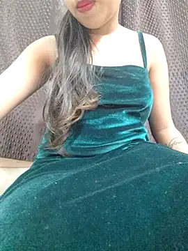 Snapshot of Roshni_98 chatting on 02-16-25, 06:54 Roshni 98 online show from 02-16-25, 06:54