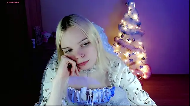 Emily Nyaffee online show from 12-28-24, 09:19