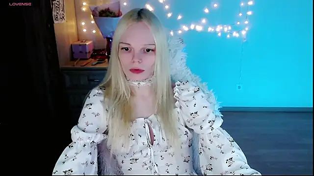 Emily Nyaffee online show from 03-14-25, 07:12