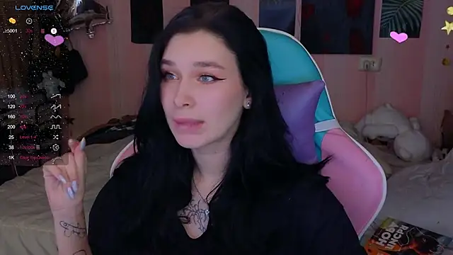 Snapshot of Amanda_Tender chatting on 02-26-25, 09:27 Amanda Tender online show from 02-26-25, 09:27