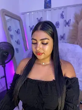 NatashaBrown12 online show from 04-29-26, 06:47