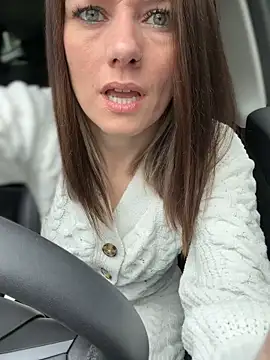 LadyLena1 online show from 11-22-25, 07:13