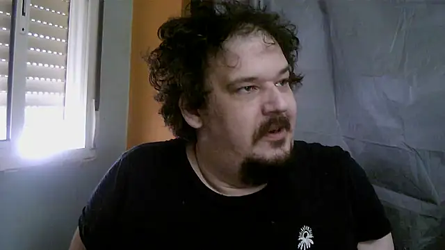 porkorossy online show from 12-22-25, 09:39