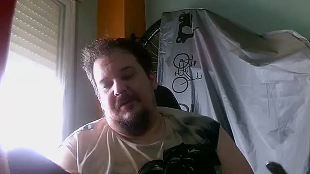 Snapshot of porkorossy chatting on 05-23-26, 08:07 porkorossy online show from 05-23-26, 08:07
