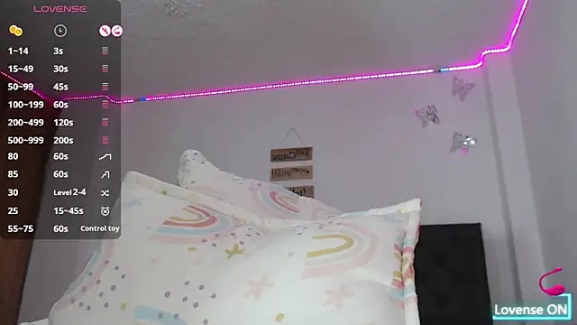 Snapshot of verocute7 chatting on 02-01-25, 04:24 verocute7 online show from 02-01-25, 04:24