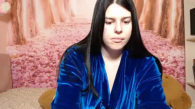 Annatrybebetter online show from 11-13-25, 08:30