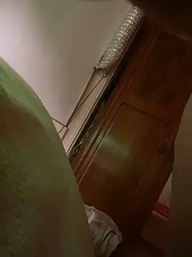 Snapshot of ROXYNL chatting on 01-20-25, 10:04 ROXYNL online show from 01-20-25, 10:04