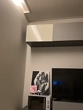 Snapshot of Angela_Fosterr chatting on 10-16-25, 04:52 Angela Fosterr online show from 10-16-25, 04:52