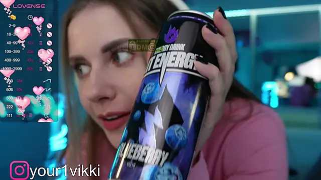 Snapshot of Vikki_Cheese chatting on 12-07-24, 01:36 Vikki Cheese online show from 12-07-24, 01:36