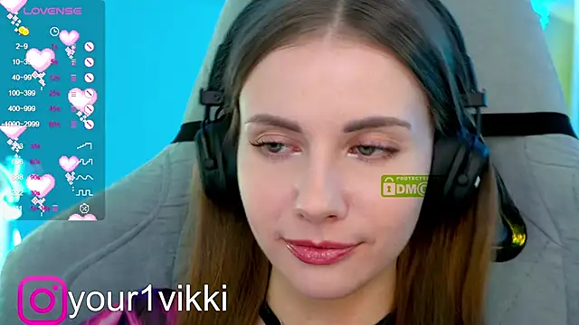 Snapshot of Vikki_Cheese chatting on 01-24-25, 08:11 Vikki Cheese online show from 01-24-25, 08:11