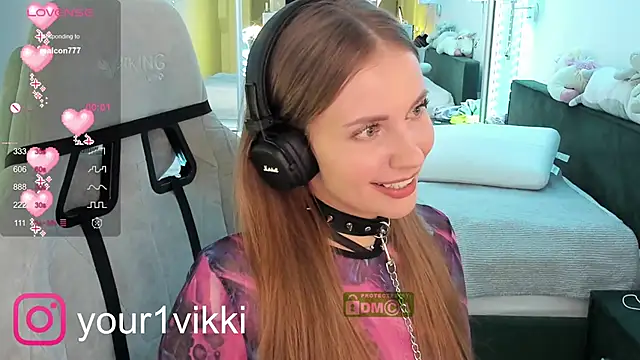 Snapshot of Vikki_Cheese chatting on 01-24-25, 11:12 Vikki Cheese online show from 01-24-25, 11:12