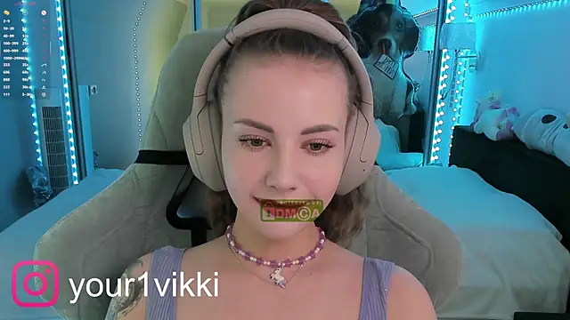 Snapshot of Vikki_Cheese chatting on 02-13-25, 07:24 Vikki Cheese online show from 02-13-25, 07:24