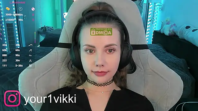 Snapshot of Vikki_Cheese chatting on 02-17-25, 06:15 Vikki Cheese online show from 02-17-25, 06:15