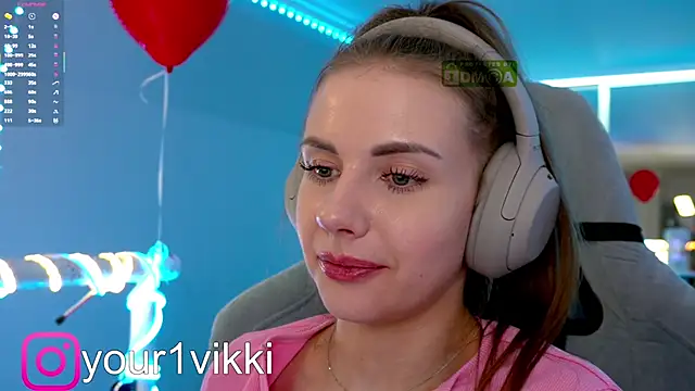 Snapshot of Vikki_Cheese chatting on 02-23-25, 04:39 Vikki Cheese online show from 02-23-25, 04:39