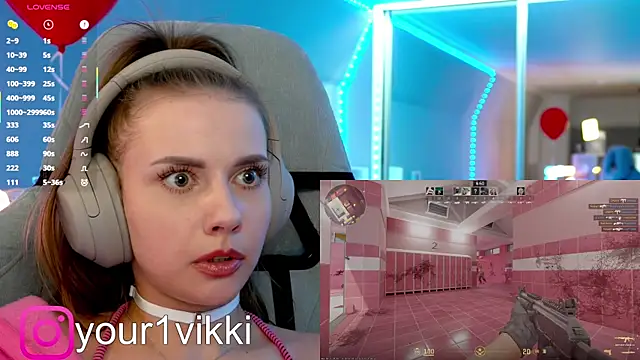 Snapshot of Vikki_Cheese chatting on 03-05-25, 02:46 Vikki Cheese online show from 03-05-25, 02:46